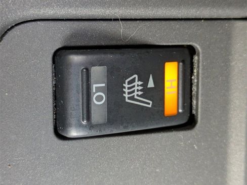 Used 2010 Nissan Murano LE w/ Navigation Pkg image 17