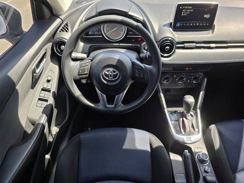 Used 2017 Toyota Yaris iA image 29