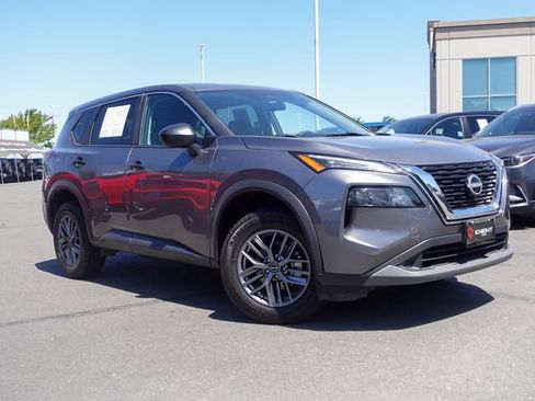 Used 2023 Nissan Rogue S AWD/4WD image 5