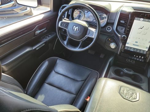Used 2022 RAM 1500 Laramie w/ Sport Appearance Package image 17