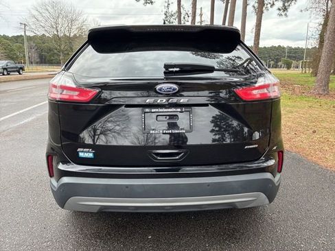 Used 2022 Ford Edge SEL w/ Convenience Package image 4