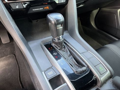 Certified 2021 Honda Civic EX image 29