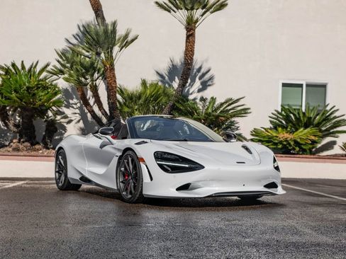 New 2026 McLaren 750S Spider image 30