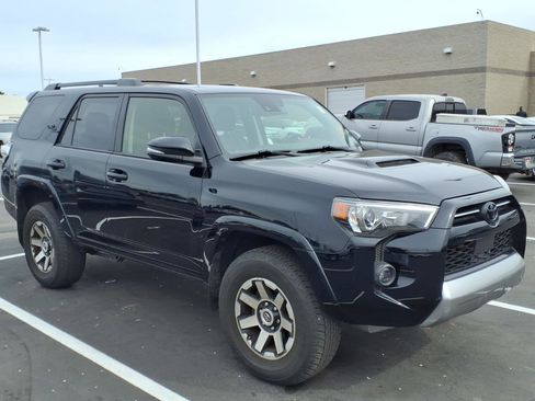 Used 2023 Toyota 4Runner TRD Off-Road Premium image 2