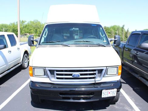 Used 2007 Ford E-250 and Econoline 250 RWD image 2
