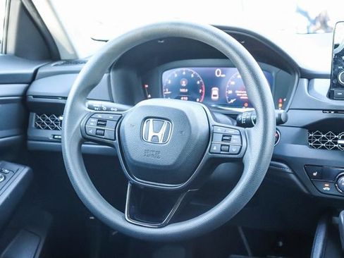 Used 2023 Honda Accord EX image 15