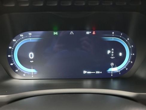 Used 2024 Volvo XC90 B5 Plus w/ Protection Package Premier image 26