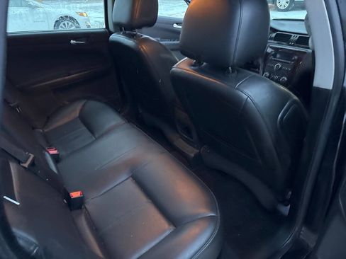 Used 2014 Chevrolet Impala LTZ image 12
