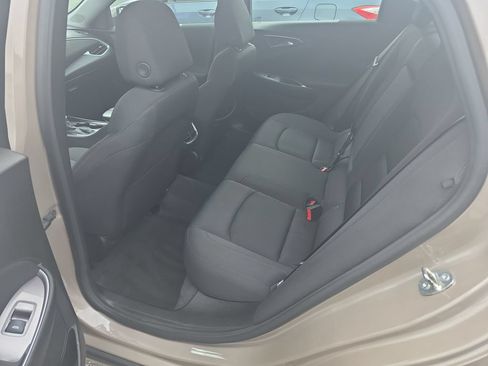 Used 2023 Chevrolet Malibu LT FWD image 23