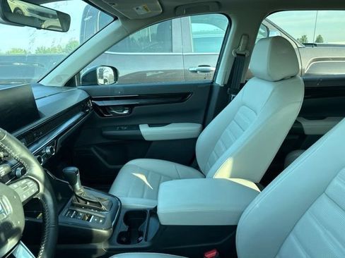 Used 2025 Honda CR-V EX-L image 10