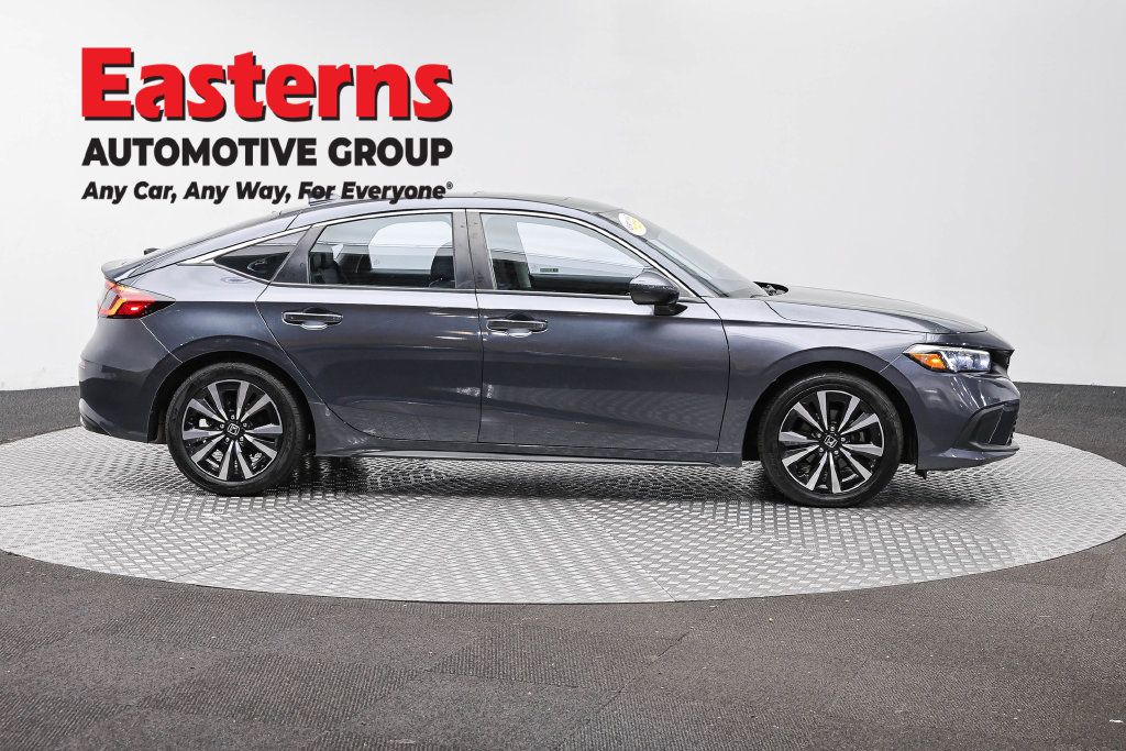 Used 2024 Honda Civic EX-L image 6
