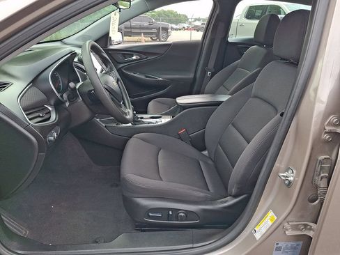 Used 2024 Chevrolet Malibu LT FWD image 15