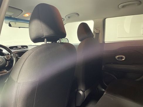 Certified 2017 Kia Soul image 16