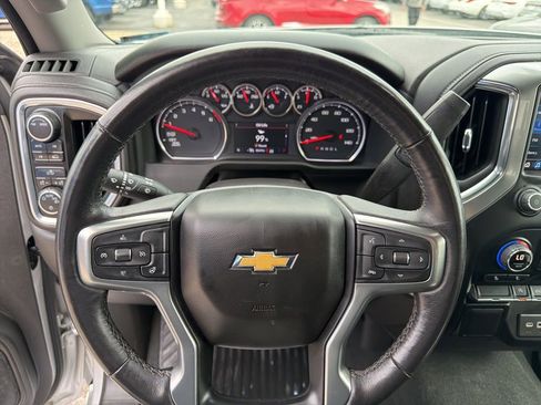 Used 2022 Chevrolet Silverado 1500 LT image 29