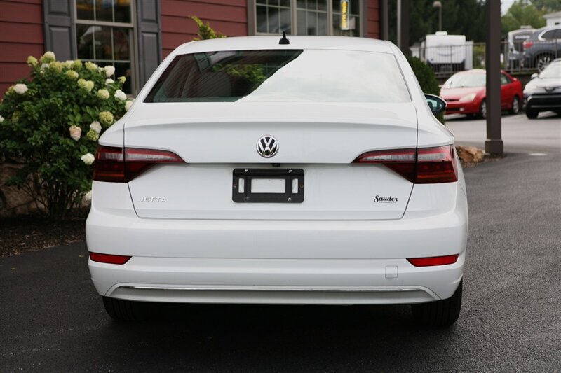 Used 2019 Volkswagen Jetta SEL FWD image 6