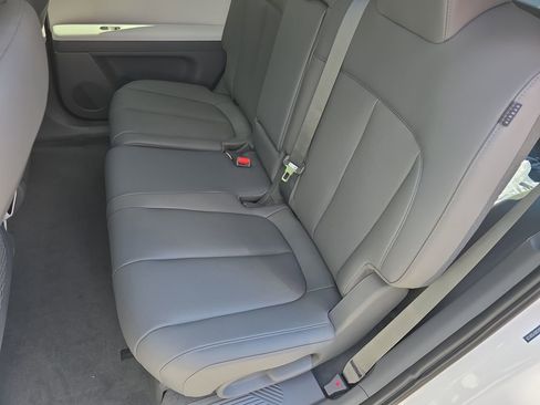 New 2025 Hyundai Ioniq 5 SEL AWD/4WD image 14