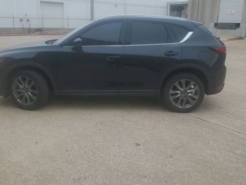 Used 2020 MAZDA CX-5 Signature image 4