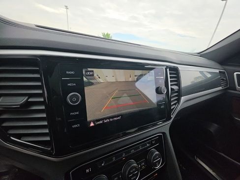 Used 2023 Volkswagen Atlas Cross Sport SEL Premium R-Line AWD/4WD image 19
