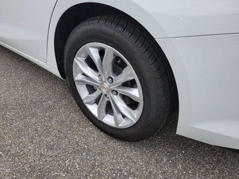 Used 2023 Chevrolet Malibu LT FWD image 26