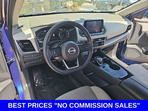 Used 2023 Nissan Rogue SV FWD image 15