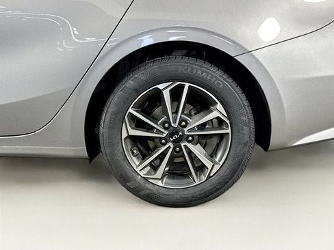 Certified 2023 Kia Forte LXS FWD image 27