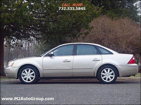 Used 2006 Ford Five Hundred Limited image 2