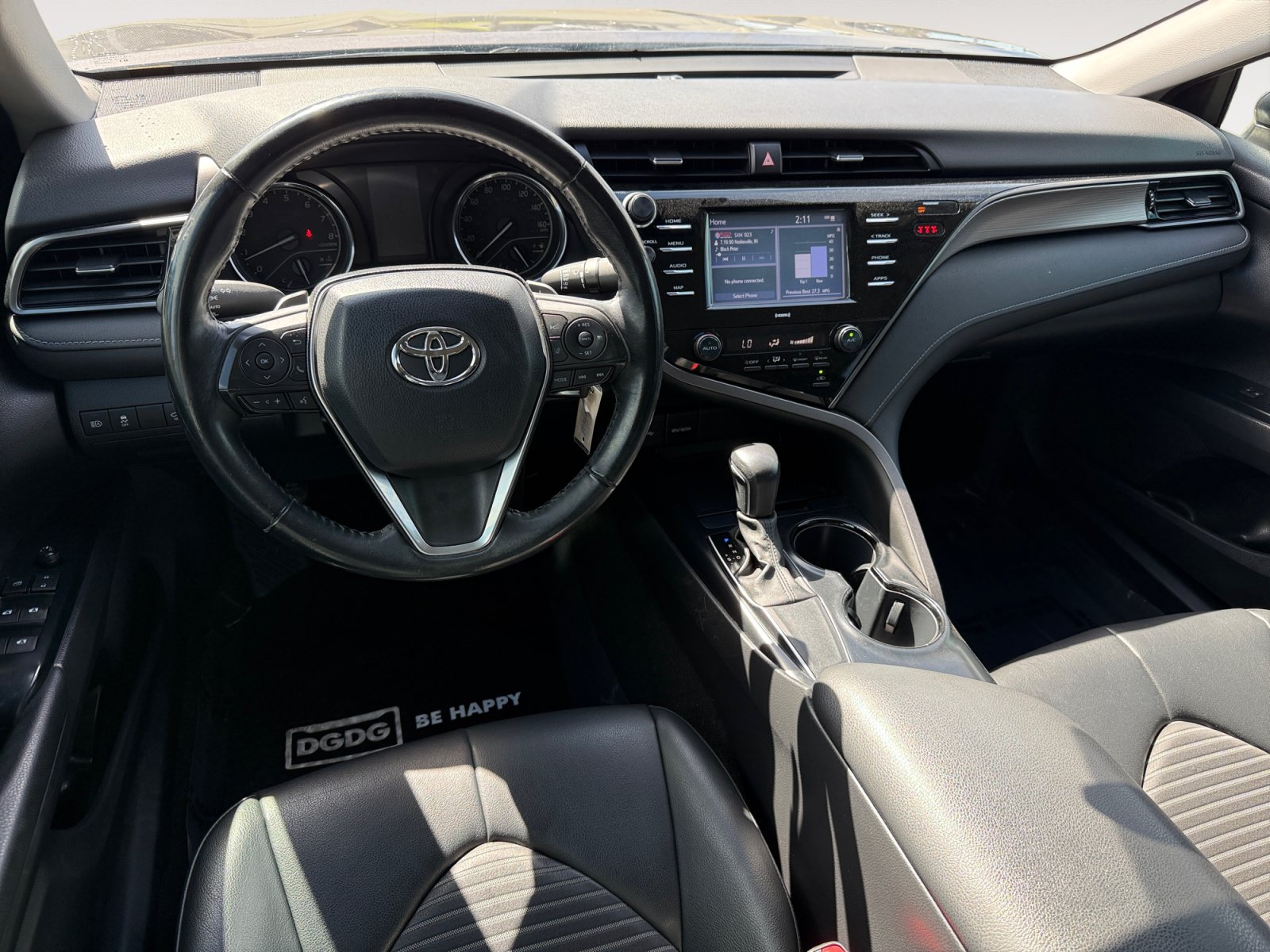 Used 2020 Toyota Camry SE FWD image 15