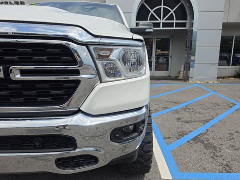 Used 2022 RAM 1500 Big Horn AWD/4WD image 10