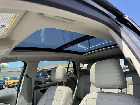 Used 2018 GMC Terrain Denali w/ Advanced Safety Package AWD/4WD image 23