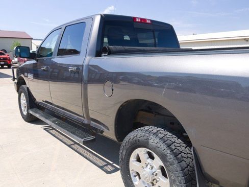 Used 2018 RAM 2500 Big Horn AWD/4WD image 9
