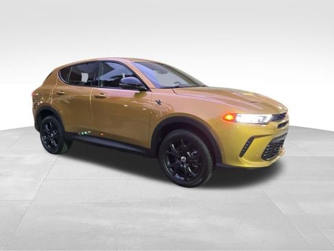 New 2024 Dodge Hornet GT w/ Tech Pack w/o Parking image 2