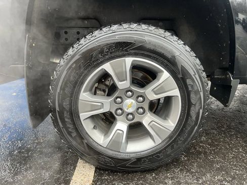 Used 2019 Chevrolet Colorado Z71 image 38