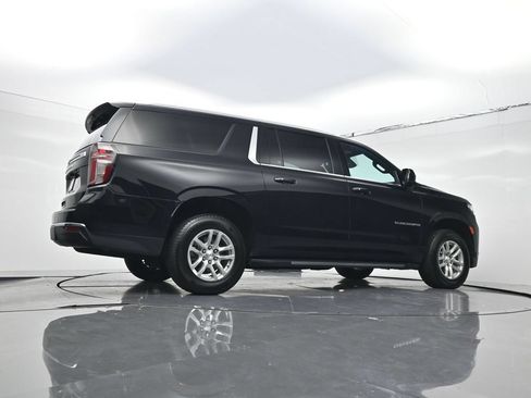 Used 2024 Chevrolet Suburban LT AWD/4WD image 24