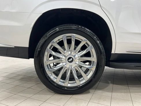 Used 2024 Cadillac Escalade Premium Luxury w/ LPO, Floor Liner Package AWD/4WD image 25