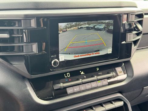 Used 2024 Toyota Tundra SR image 29