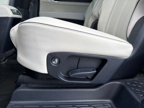 Used 2025 Hyundai Palisade Calligraphy AWD/4WD image 29