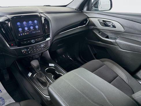 Used 2023 Chevrolet Traverse LT w/ Rear Camera Mirror Package AWD/4WD image 22