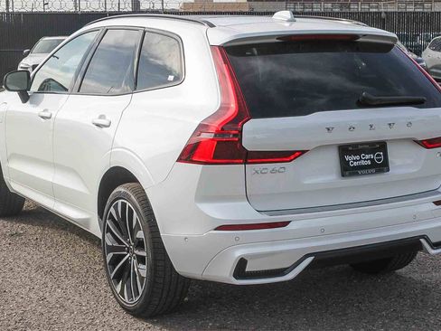New 2026 Volvo XC60 T8 Ultra w/ Protection Package Premier image 8