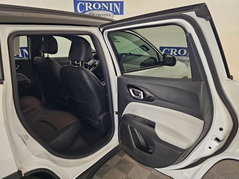 New 2026 Jeep Compass Limited AWD/4WD image 23
