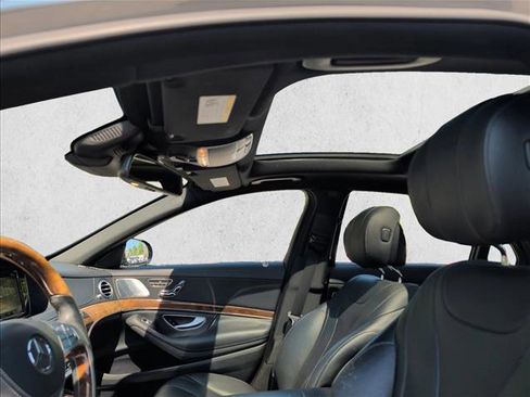 Used 2014 Mercedes-Benz S 550 Sedan image 13