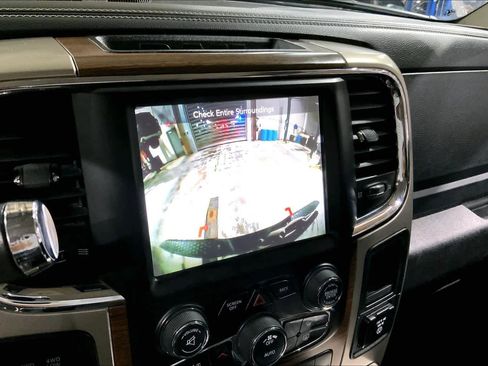 Used 2015 RAM 2500 Laramie w/ Black Appearance Group image 27