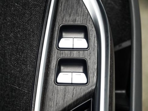 Used 2024 Lucid Air Touring image 34