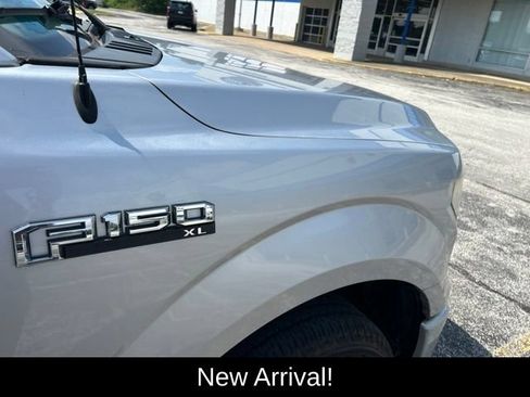 Used 2016 Ford F150 XL w/ Equipment Group 101A Mid AWD/4WD image 10
