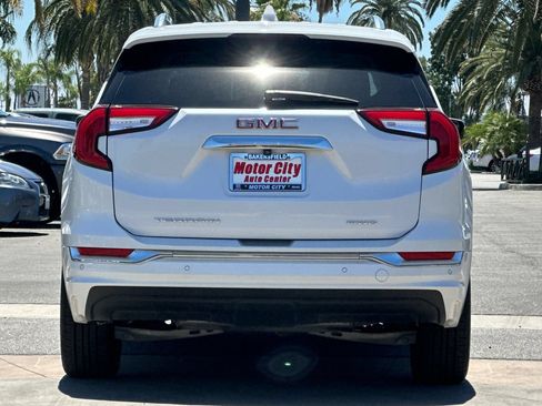 Certified 2023 GMC Terrain Denali AWD/4WD image 5