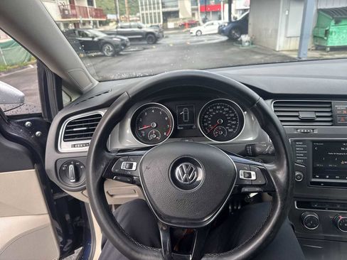 Used 2017 Volkswagen Golf Alltrack S AWD/4WD image 16