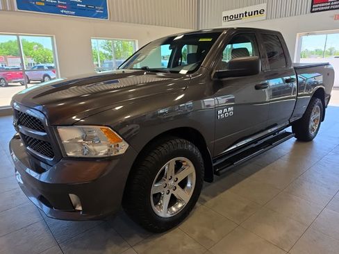 Used 2018 RAM 1500 Express w/ Express Value Package AWD/4WD image 1