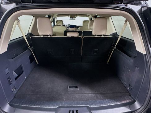 Used 2024 Ford Expedition Max XLT image 30