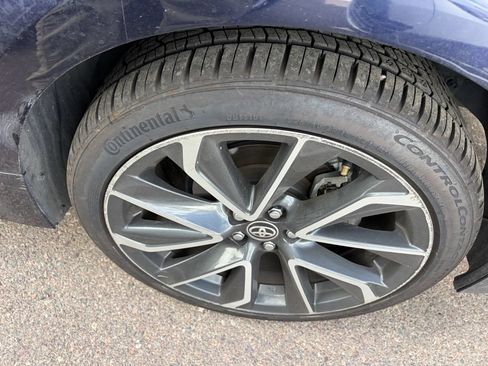 Used 2022 Toyota Corolla SE w/ Carpet Mat Package (TMS) FWD image 5