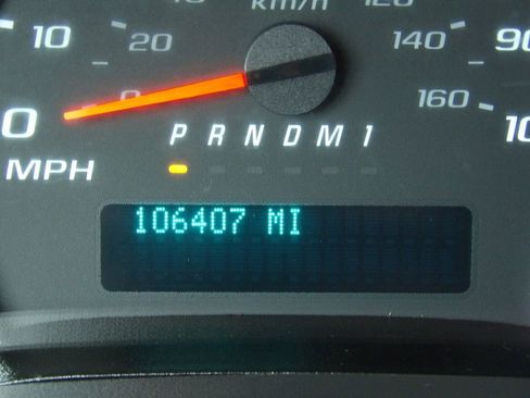 Used 2023 GMC Savana 2500 w/ Driver Convenience Package RWD image 21
