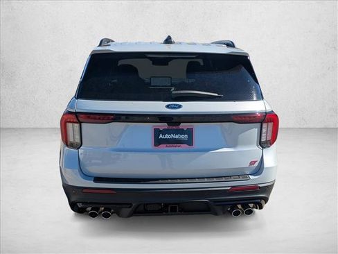 New 2026 Ford Explorer ST w/ Sun And Sound Package image 7